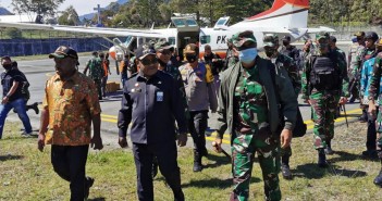 JALIN SINERGITAS, DANREM 173/PVB DAMPINGI KASDAM XVII LAKUKAN KUNJUNGAN KERJA KE KABUPATEN PUNCAK JAYA Screenshot_20200723_161136_com.android.gallery3d
